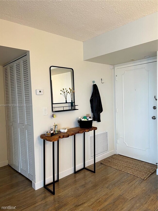 Foto del edificio - 2 br, 2 bath Condo - 405 N Ocean Blvd Apt ...