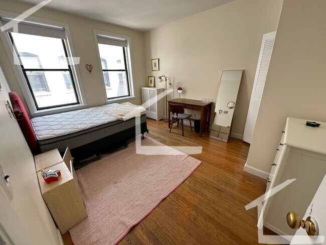 Building Photo - Allston 3 Bed 1.5 Bath available now no br...