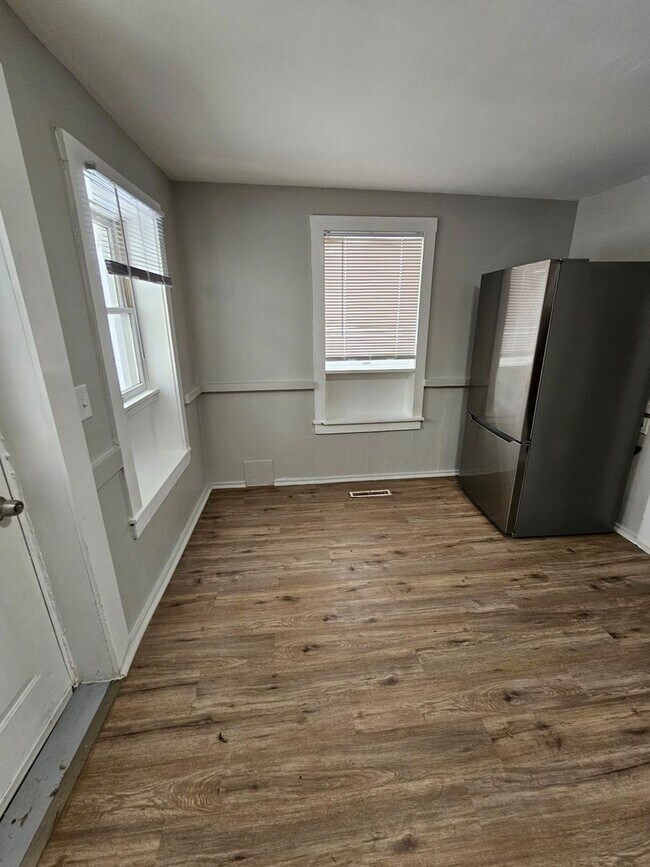 Foto del edificio - 116-120 Elm St