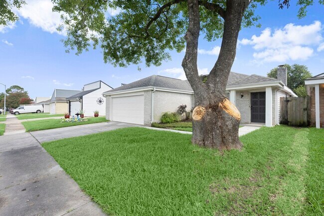Foto del edificio - 11534 Willwood Dr
