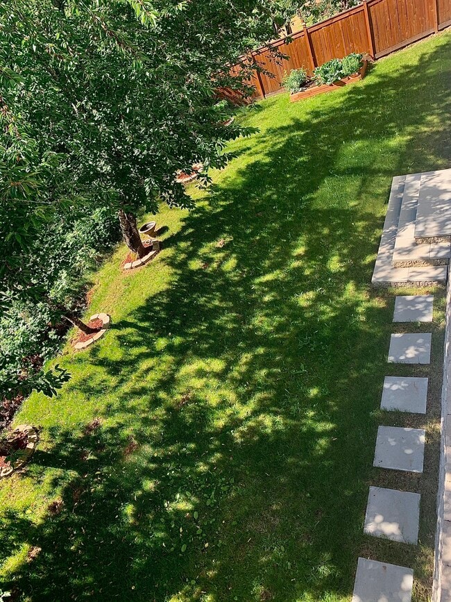 Building Photo - 7766 SW Bayberry Dr