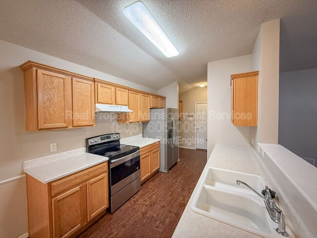 Building Photo - 517 N Kline Ave