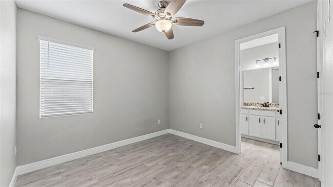 Building Photo - 6265 Dolostone Dr