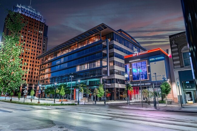 Interior Photo - The Hamilton at Grand Plaza