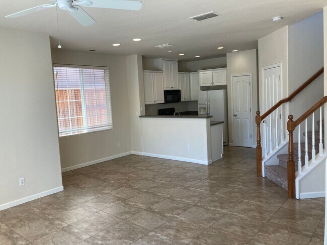 Building Photo - Reduced and Ready!
