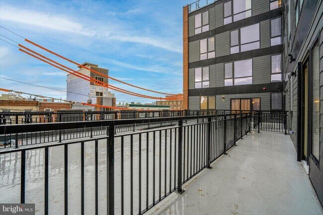 Foto del edificio - 2636 E York St