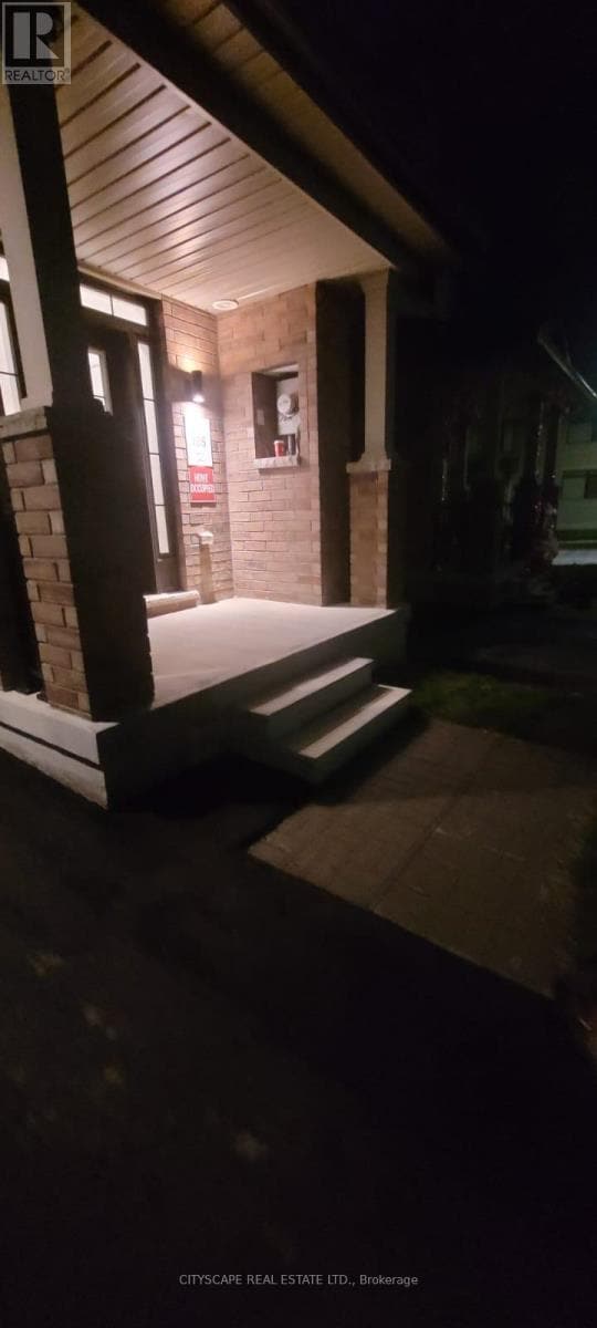 Building Photo - 2100 Cayenne St