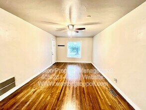 Building Photo - 2725 NW 64th St