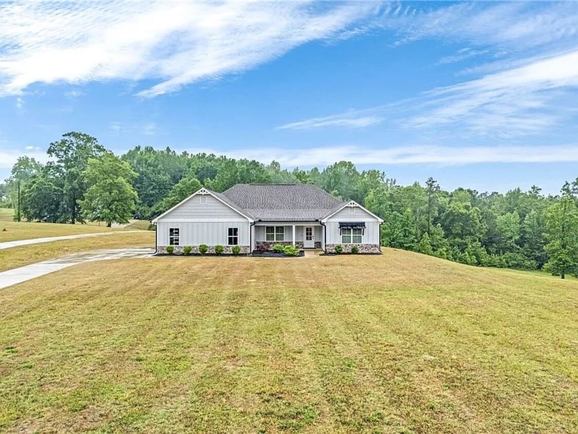 Country living in a modern house - Country living in a modern house
