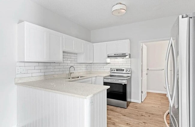 Foto del edificio - 608 Roundhouse St