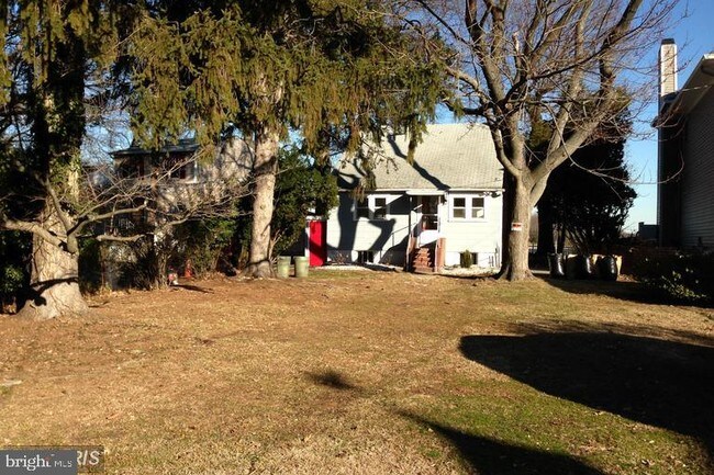 Building Photo - 1707 Wilson Point Rd