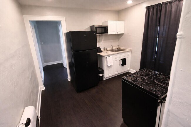 Foto del edificio - 818 Broad St