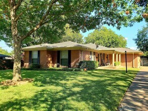 Building Photo - 6556 St Moritz Ave
