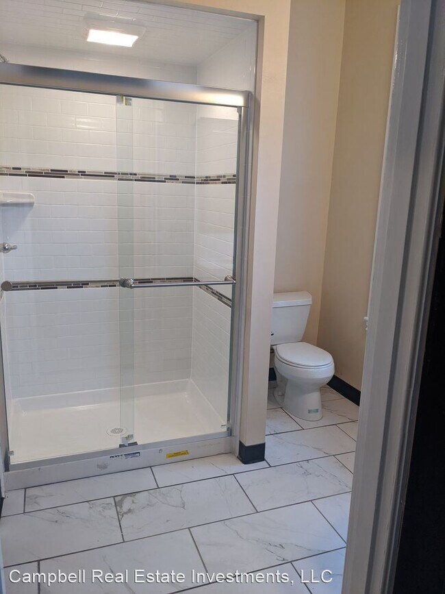Foto del edificio - 2 br, 1 bath Apartment - 231 E.Broad St