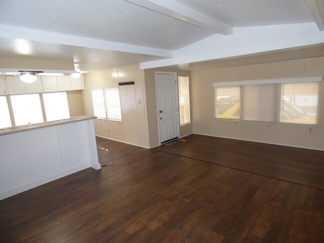 Building Photo - APPLICATION PENDING Sweet Spot  in Sequim