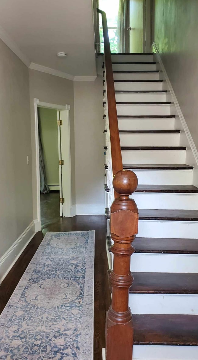 Entry Hallway - 54 W Chester St