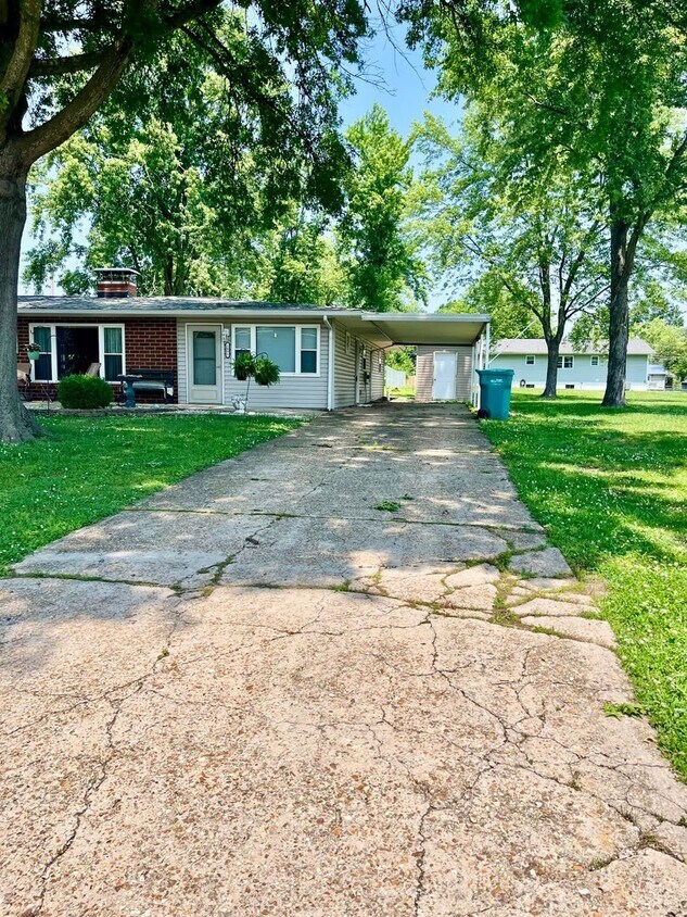 Foto principal - Duplex | 1 Bed | 1 Bath
