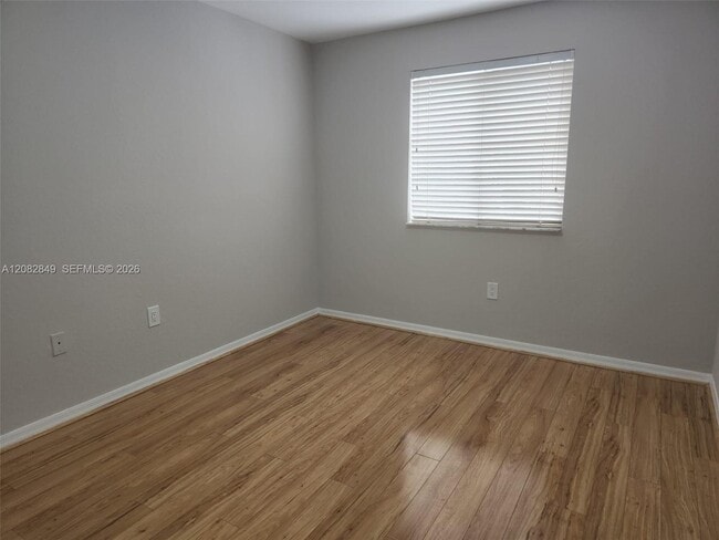 Foto del edificio - Southeast 31st Court, Homestead, FL 33035 - 3 BR 2.5 BA townhouse
