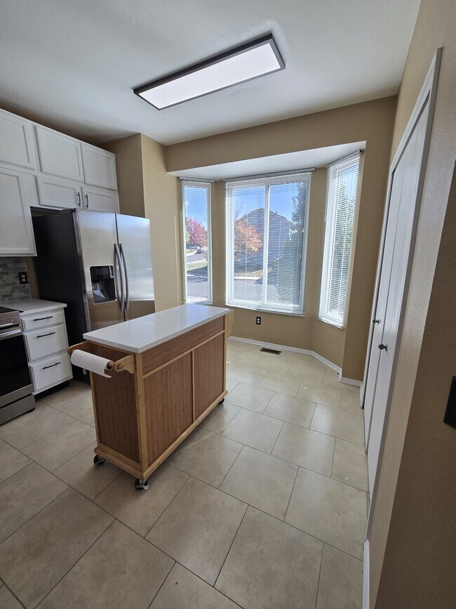 Foto del edificio - 4280 Solarglen Dr