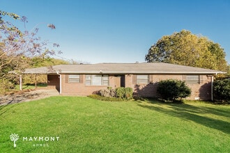 Building Photo - 533 9th Terrace