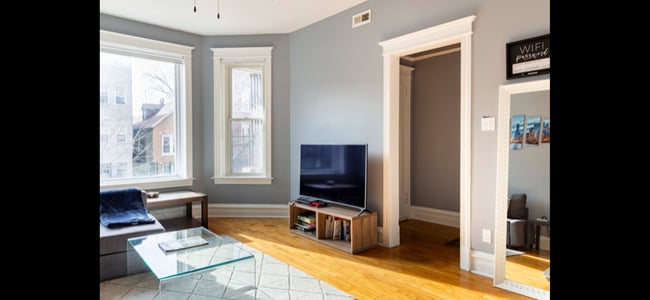 Photo - 1441 N Washtenaw Ave Apartment