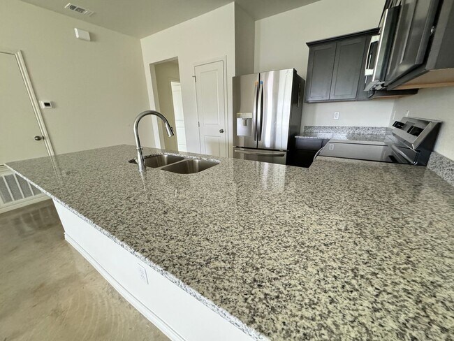 Building Photo - 1257 Lehmann Dr