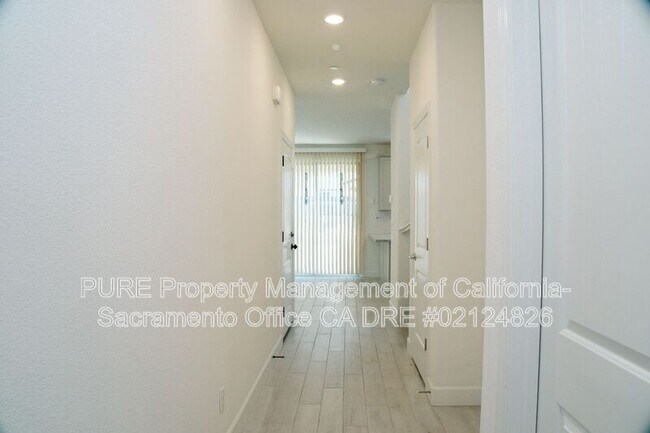 Foto del edificio - 8793 Classical Wy