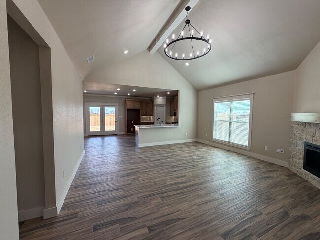 Foto del edificio - MOVE IN SPECIAL!! - Brand New Spacious 4-bedroom, 2-bathroom Wolfforth Haven