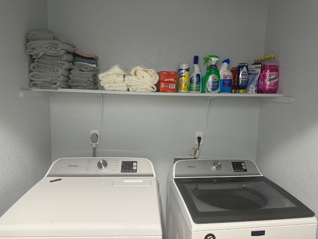 Building Photo - 2701 Seabiscuit Dr