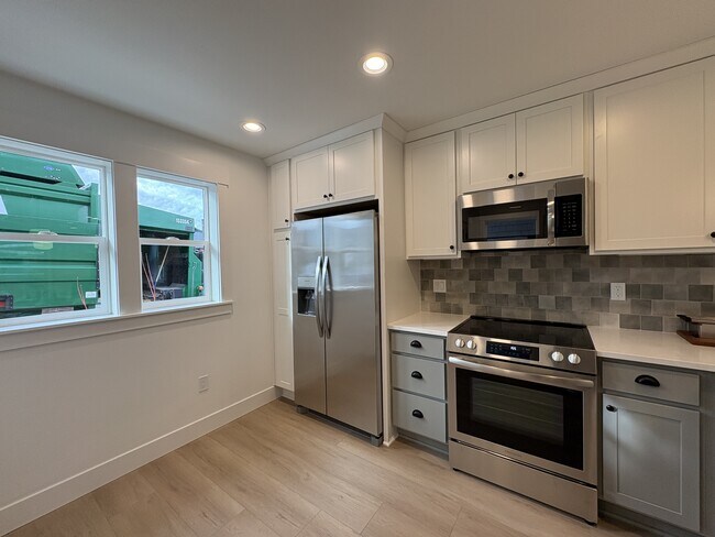 Foto del edificio - 6960 NE 18th Ave