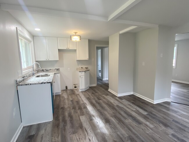 another angle of the kitchen - 126 Sunrise Dr