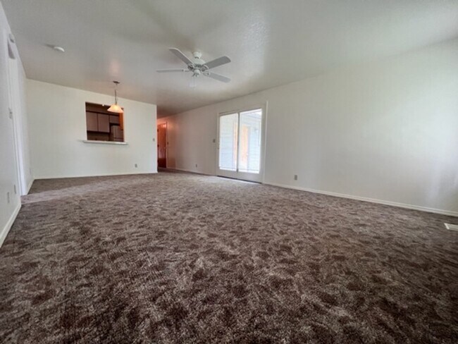 Foto del edificio - 4408 W Denton St