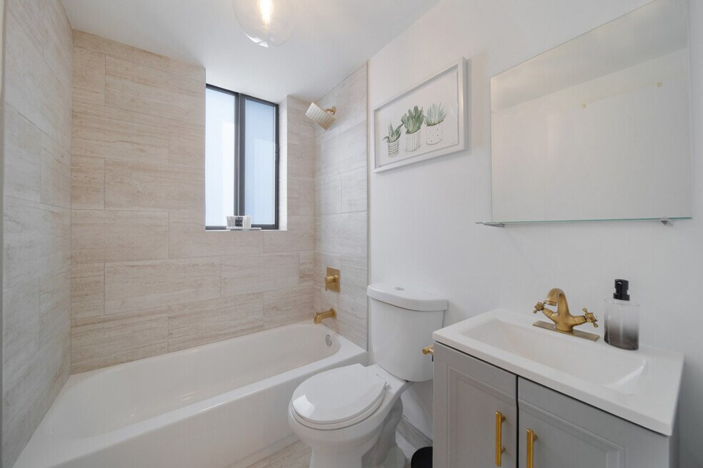 2166 SW 14th Terrace