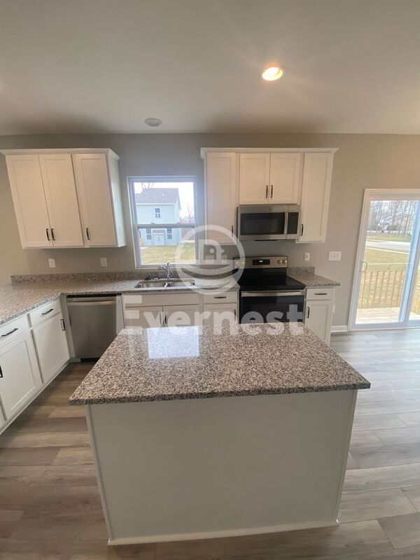 Building Photo - 6234 Callisburg Dr