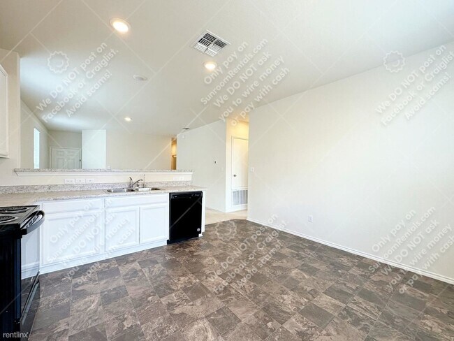 Foto del edificio - 3 br, 2 bath House - 731 Crested Iris