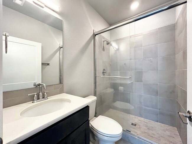 Building Photo - 4 E Saint Elmo Ave, Colorado Springs, CO 8...