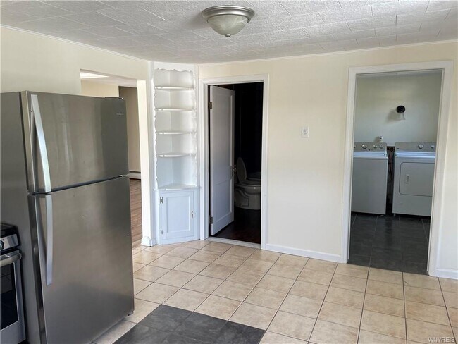 Foto del edificio - 6701 Seneca St