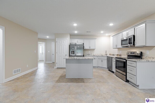 Building Photo - 305 Breckinridge Cir