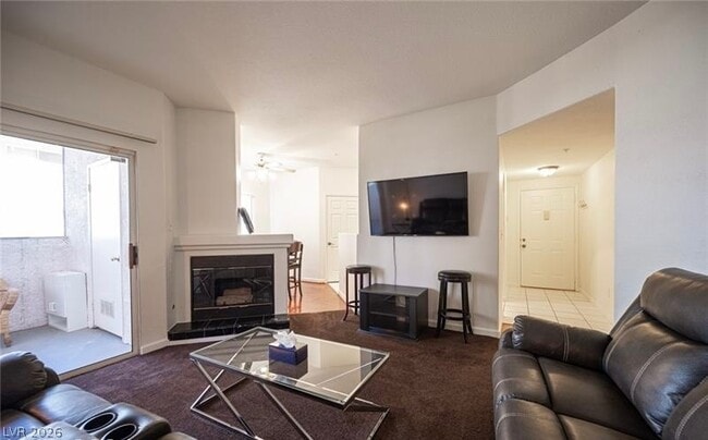 Building Photo - 6480 Annie Oakley Dr
