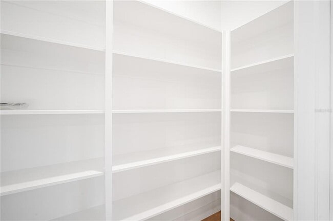 Building Photo - 406 N Westland Ave