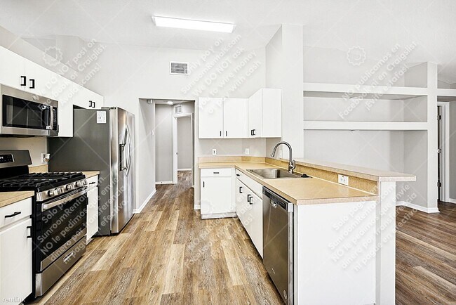 Foto del edificio - 3 br, 2 bath House - 1900 Rensselaer Dr