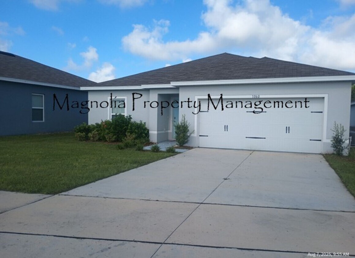 Foto principal - 4 Bedroom 2 Bathroom, Community pool