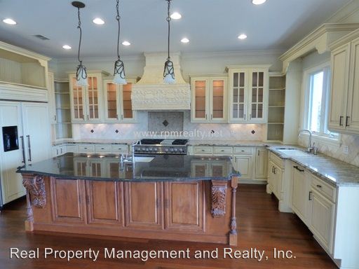 Foto del edificio - 9924 Lone Tree Ln