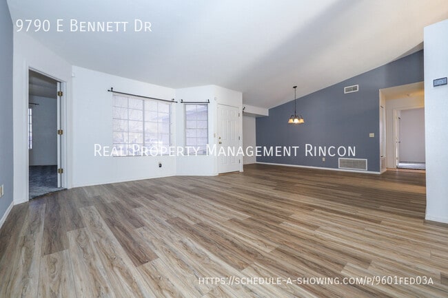 Building Photo - 9790 E Bennett Dr