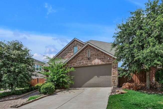 Building Photo - 4011 Logan Dr