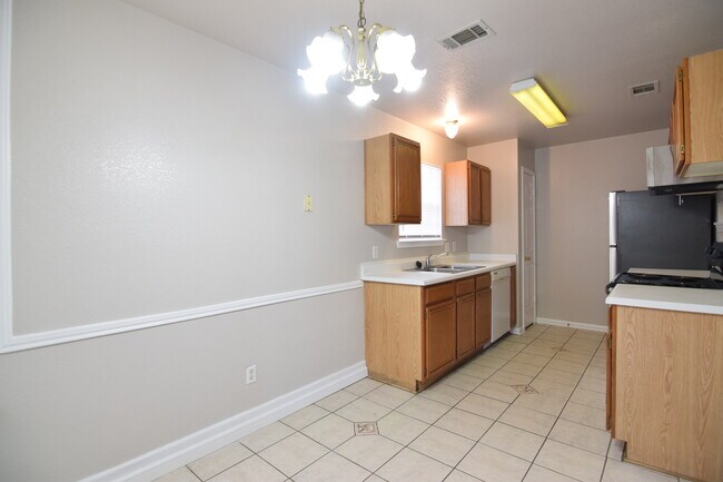 Foto del edificio - 3408 Trey Ln