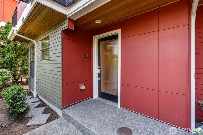 Building Photo - 7747 Sand Point Way NE