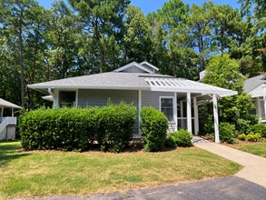 Building Photo - 309 Kirkwood Dr