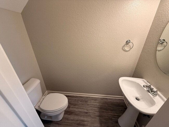 Foto del edificio - 2403 Talbott Way