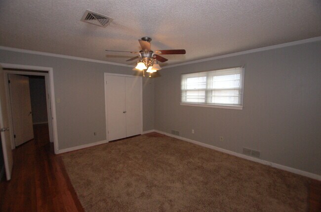 Building Photo - Lock in Today’s Rent for 2 Full Years! Gre...